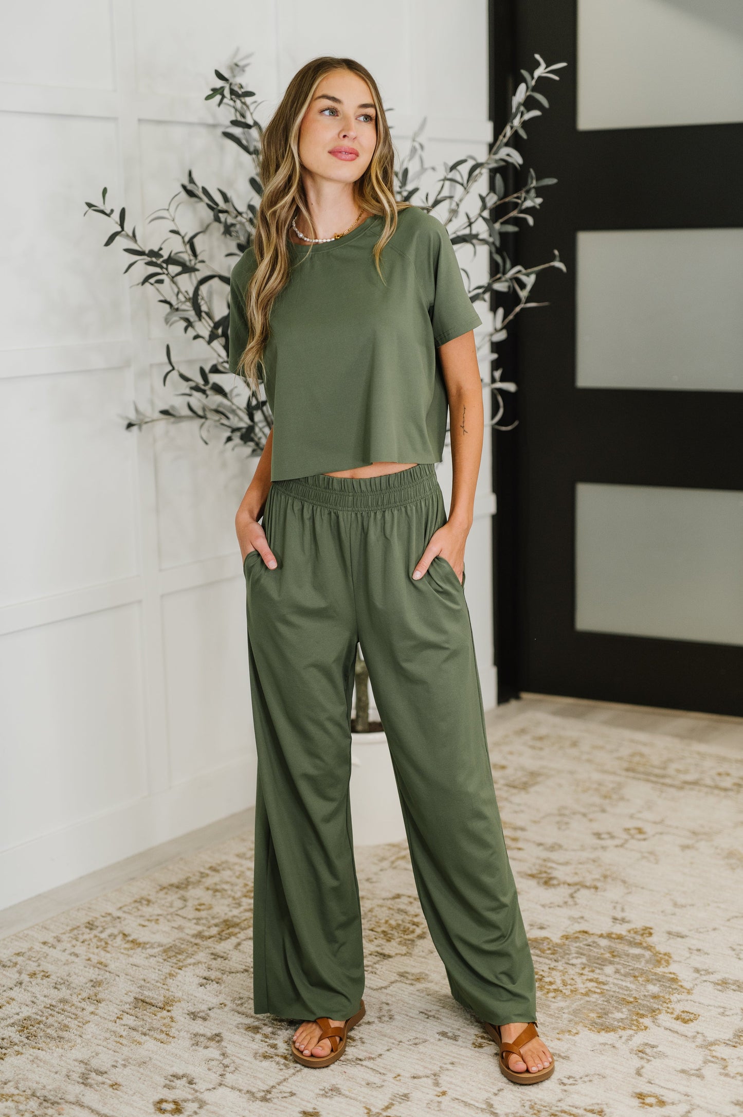Casual Top and Bottom Set in Green