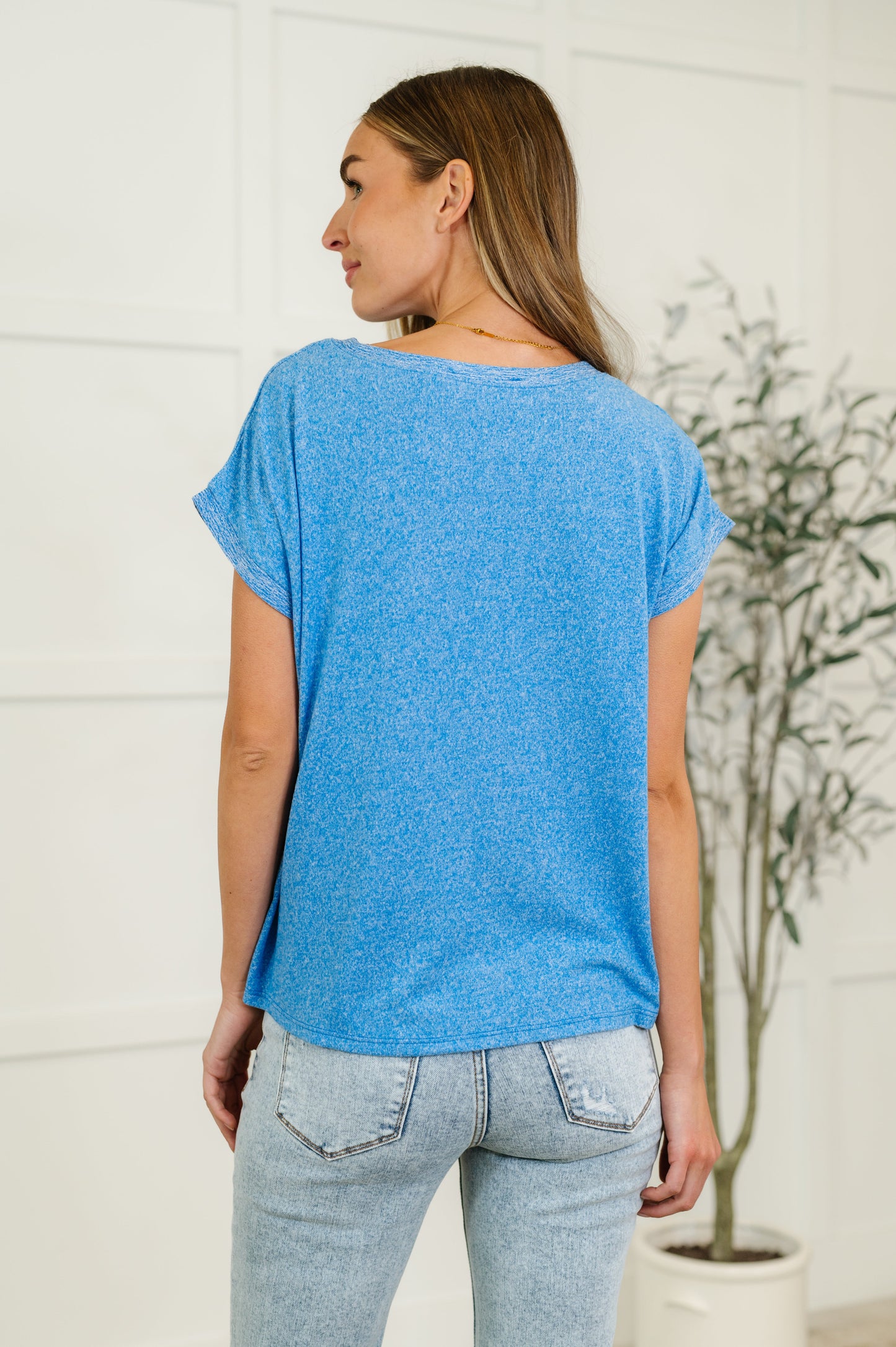 Heathered Harmony Basic Tee in Ocean Blue - Ave