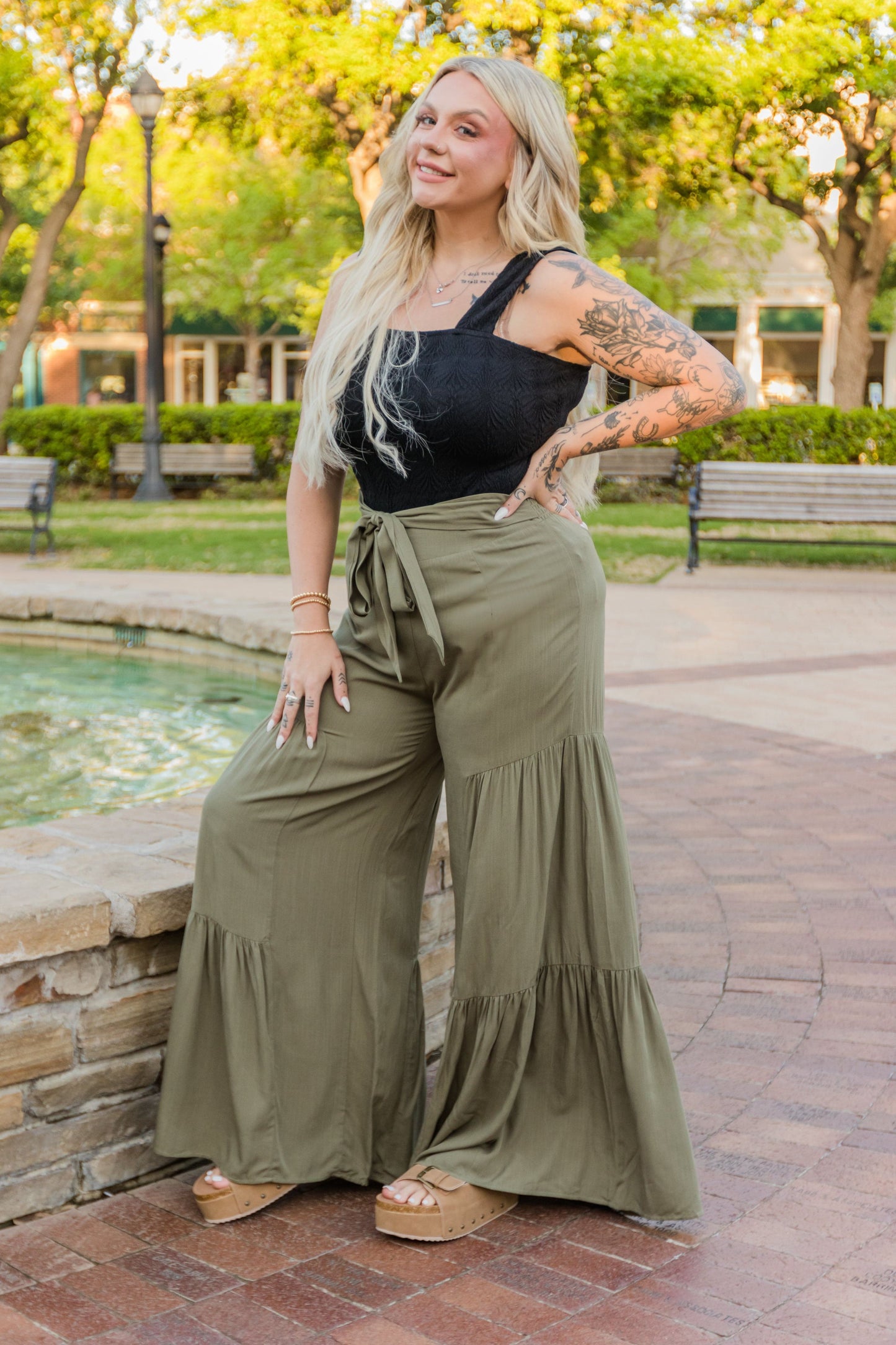 Wander Wide Leg Pant