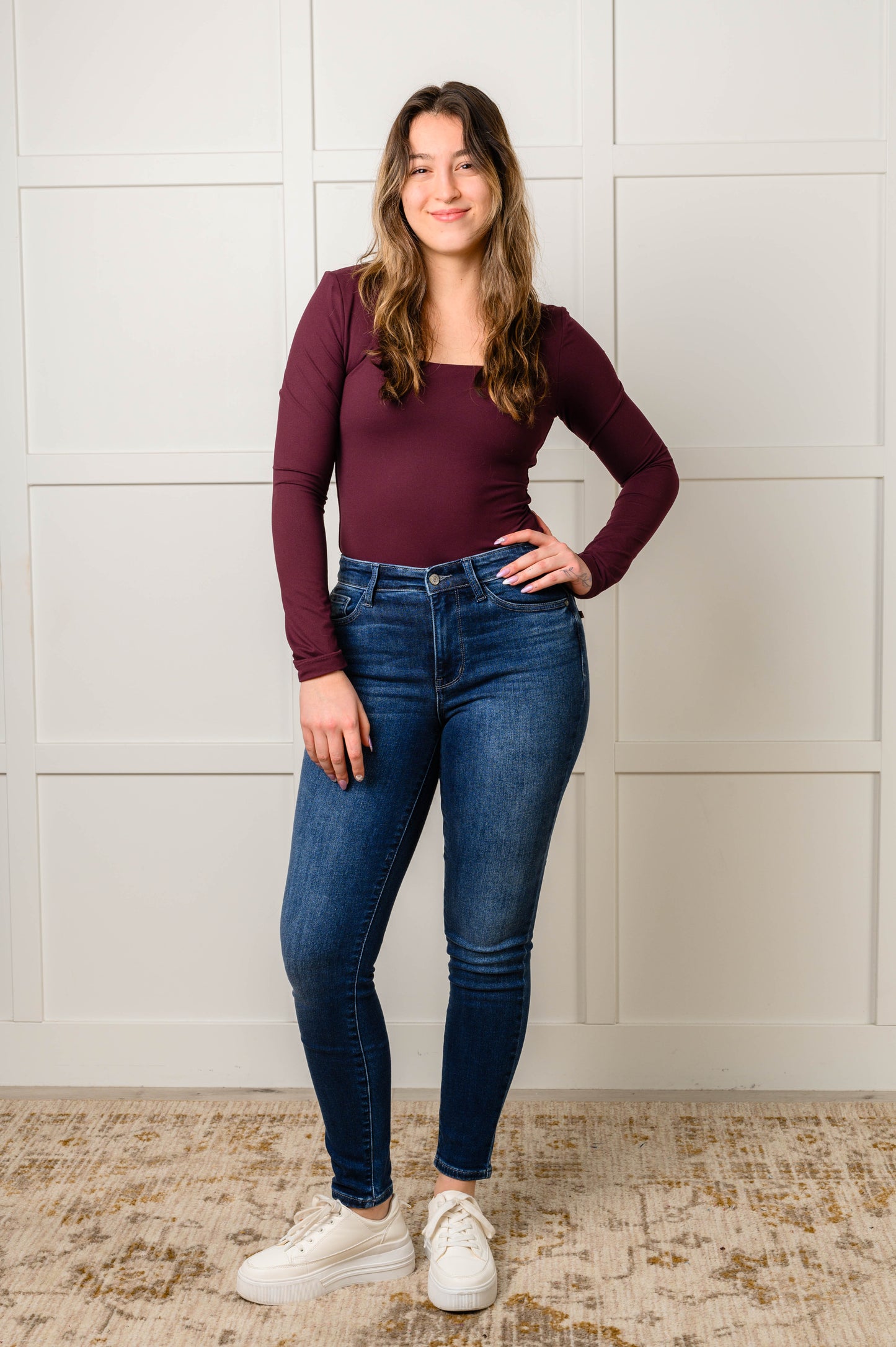 Skylar Mid Rise Thermal Vintage Skinny Jean - Ave