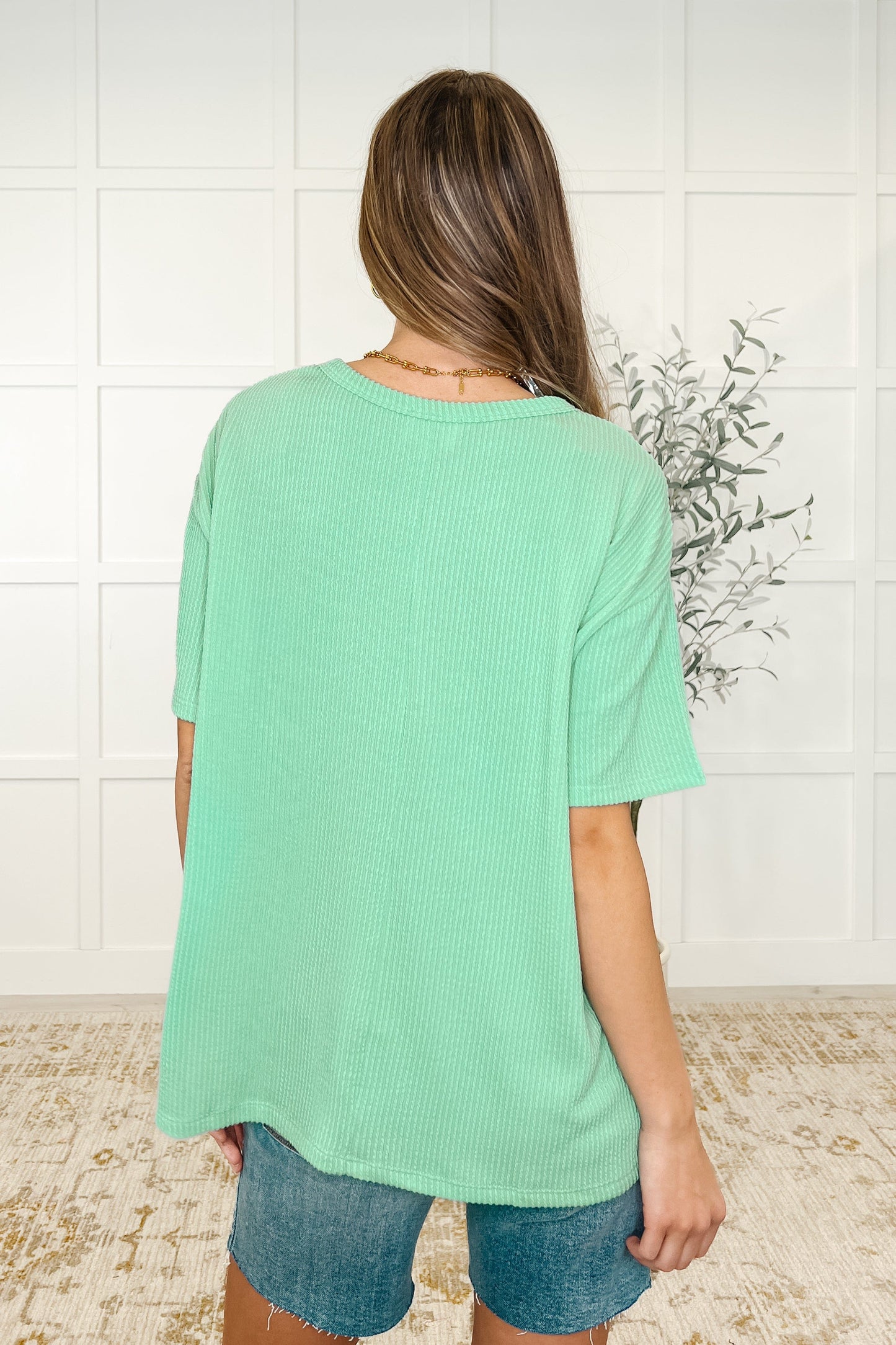 The Go-To Tee in Spearmint - Ave